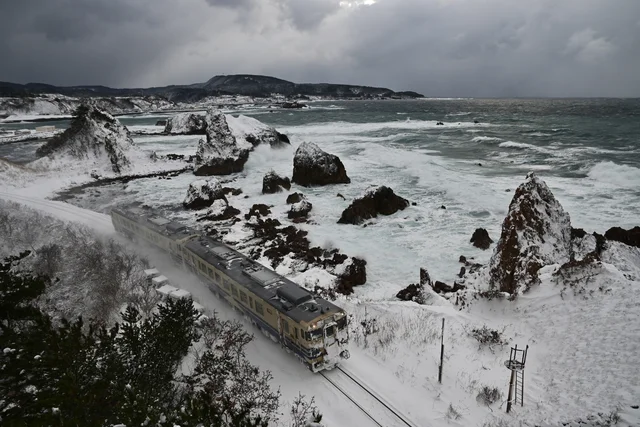 Sea of Japan coast, winter landscape