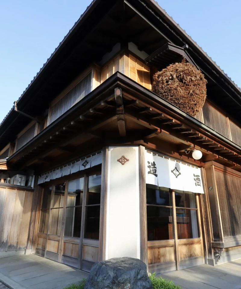 Historic streetscape of Higashi-Iwase, Toyama